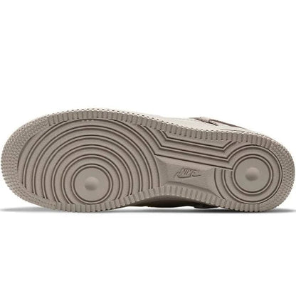 Nike Air Force 1 Low LXX 'Malt' outsole with circular traction pattern, ensuring durability and grip for everyday wear.